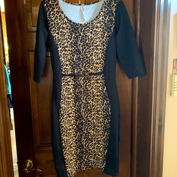 Cheetah dress - Picture 1 of 2